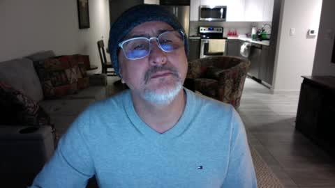 Snapshot of latinnous chatting on 24, 1, 2025 QS - INDEPENDENT MODEL online show from 24, 1, 2025