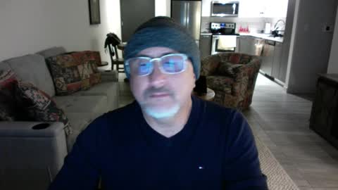 Snapshot of latinnous chatting on 9, 2, 2025 QS - INDEPENDENT MODEL online show from 9, 2, 2025