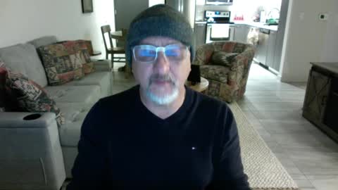 Snapshot of latinnous chatting on 15, 2, 2025 QS - INDEPENDENT MODEL online show from 15, 2, 2025