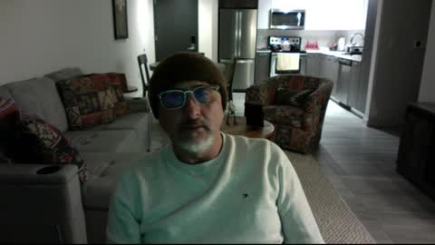 Snapshot of latinnous chatting on 17, 2, 2025 QS - INDEPENDENT MODEL online show from 17, 2, 2025