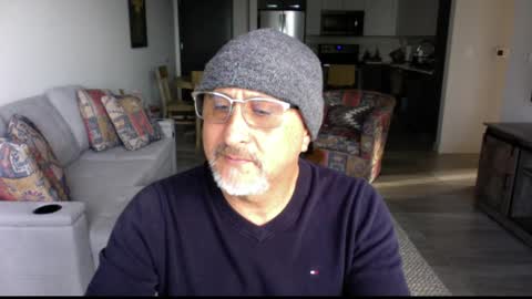 Snapshot of latinnous chatting on 22, 2, 2025 QS - INDEPENDENT MODEL online show from 22, 2, 2025