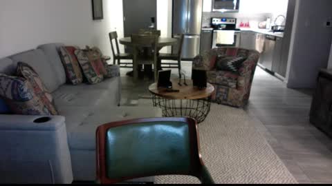 Snapshot of latinnous chatting on 24, 2, 2025 QS - INDEPENDENT MODEL online show from 24, 2, 2025