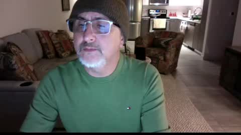 Snapshot of latinnous chatting on 27, 2, 2025 QS - INDEPENDENT MODEL online show from 27, 2, 2025