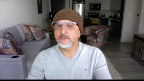 Snapshot of latinnous chatting on 1, 3, 2025 QS - INDEPENDENT MODEL online show from 1, 3, 2025