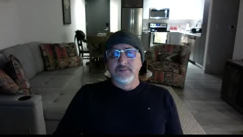 Snapshot of latinnous chatting on 4, 3, 2025 QS - INDEPENDENT MODEL online show from 4, 3, 2025