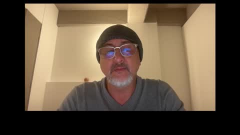 Snapshot of latinnous chatting on 11, 9, 2025 QS - INDEPENDENT MODEL online show from 11, 9, 2025