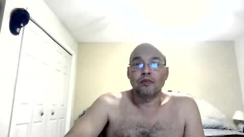 Snapshot of latinoinfla chatting on 24, 11, 2025 latinoinfla online show from 24, 11, 2025