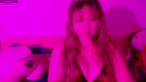latinqueen2020 online show from 6, 5, 2026