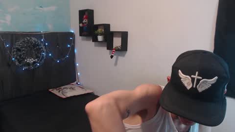 Snapshot of latins_boys_20 chatting on 9, 12, 2024 NICK online show from 9, 12, 2024