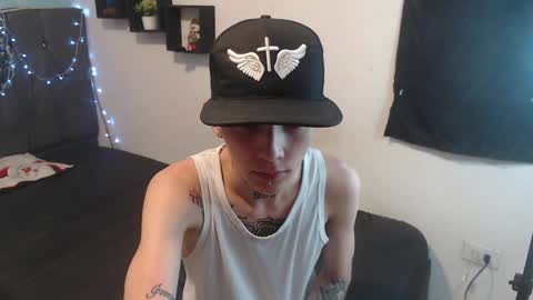 Snapshot of latins_boys_20 chatting on 21, 12, 2024 NICK online show from 21, 12, 2024