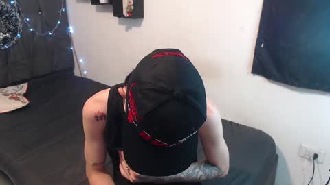 Snapshot of latins_boys_20 chatting on 24, 12, 2024 NICK online show from 24, 12, 2024