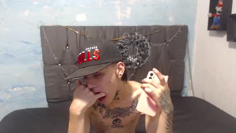 Snapshot of latins_boys_20 chatting on 29, 1, 2025 NICK online show from 29, 1, 2025