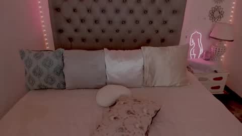 Snapshot of lau_123x chatting on 17, 1, 2026 Laura online show from 17, 1, 2026