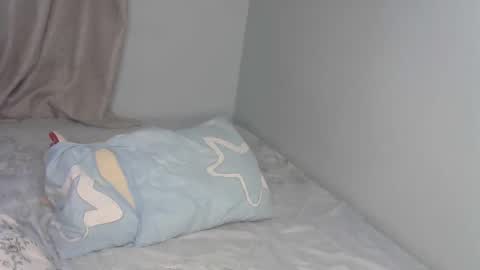 laura6871 online show from 13, 10, 2025