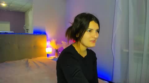 Laura online show from 20, 11, 2025