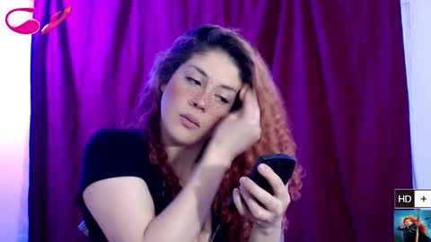 Snapshot of laura_fountain_ chatting on 31, 1, 2025 weedcam Curly Laura OF online show from 31, 1, 2025