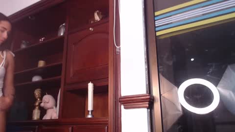 lLAURA online show from 7, 12, 2024