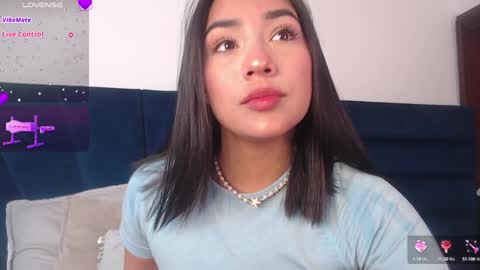 lLAURA online show from 30, 1, 2025