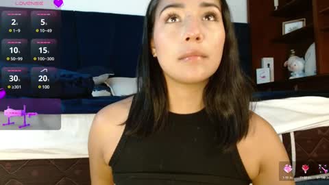lLAURA online show from 26, 2, 2025