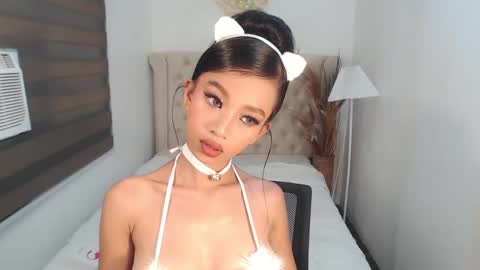 Laura leighxx online show from 3, 12, 2024