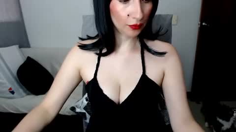 Snapshot of laura_pervert_ chatting on 7, 7, 2026 Laura online show from 7, 7, 2026