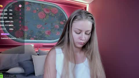 Snapshot of laura_pudd chatting on 22, 5, 2026 Laura online show from 22, 5, 2026