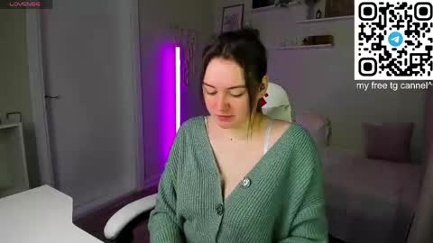 Snapshot of lauraa_collins chatting on 29, 5, 2026 kate online show from 29, 5, 2026