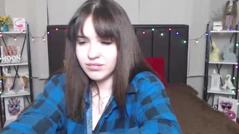 LauraHlot online show from 10, 2, 2025