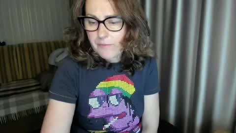 Snapshot of lauraoven1 chatting on 13, 5, 2026 Lauraoven1 online show from 13, 5, 2026