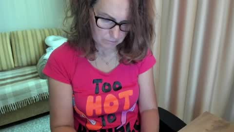 Snapshot of lauraoven1 chatting on 11, 7, 2026 Lauraoven1 online show from 11, 7, 2026