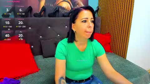 Snapshot of laurasinfull chatting on 17, 7, 2026 Laura online show from 17, 7, 2026