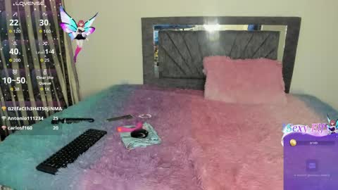 laurasofia01 online show from 16, 4, 2026