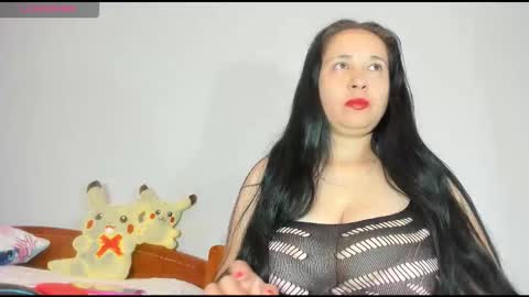 Snapshot of laureen777 chatting on 8, 2, 2026 laureen777 online show from 8, 2, 2026