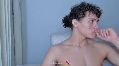 Laureent online show from 11, 2, 2025