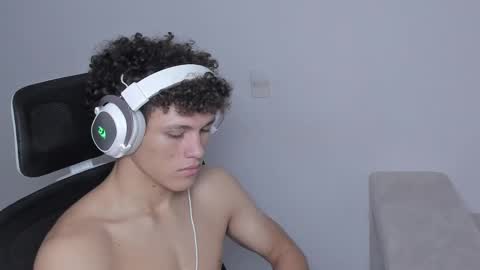 Laureent online show from 18, 9, 2025