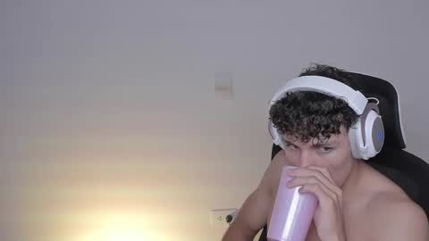 Laureent online show from 7, 10, 2025