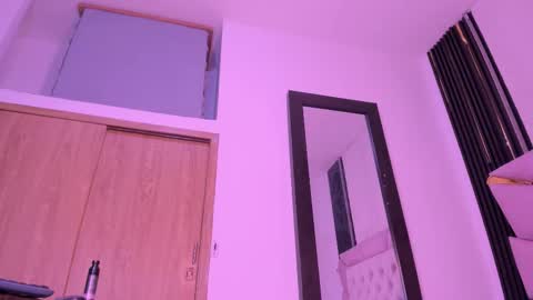 Snapshot of laurem_paulette chatting on 29, 10, 2025 Laurem online show from 29, 10, 2025