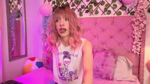 Snapshot of lauren_evans96 chatting on 3, 12, 2025 Lauren evans9 online show from 3, 12, 2025