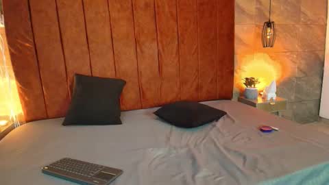 lauren_rouses online show from 21, 3, 2026