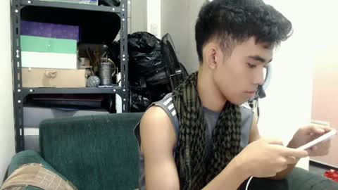 laurence_cuttieguyhere online show from 4, 7, 2026