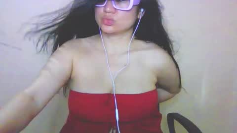 onlyfan laureng7 - 7 laureng2 online show from 24, 2, 2026