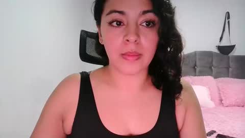 laurenhot94 online show from 5, 2, 2026