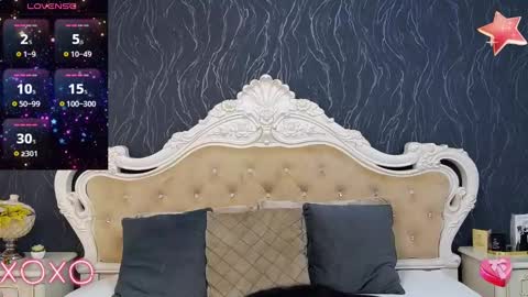 Snapshot of laurenjenssen chatting on 5, 2, 2025 Laura online show from 5, 2, 2025