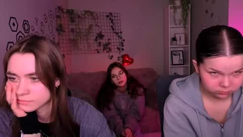 Laure online show from 23, 2, 2026