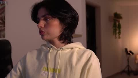 laurita_4 online show from 12, 3, 2026