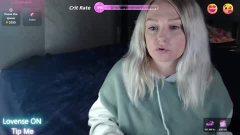 Snapshot of laurynrox chatting on 18, 11, 2025 Lauryn Roxx online show from 18, 11, 2025