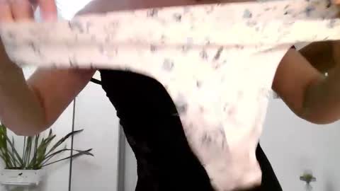 Diana  online show from 18, 2, 2026