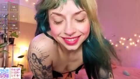 Snapshot of lavenderlav chatting on 5, 7, 2026 Melissa online show from 5, 7, 2026