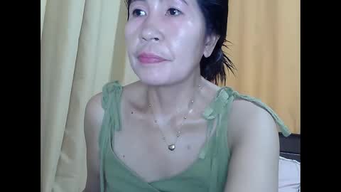 Snapshot of lavine1983 chatting on 13, 10, 2025 lavine1983 online show from 13, 10, 2025