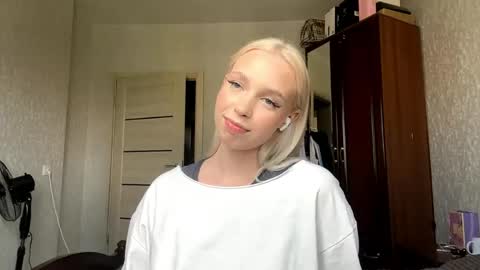 Snapshot of lawanabrayman chatting on 3, 6, 2026 Kelly online show from 3, 6, 2026